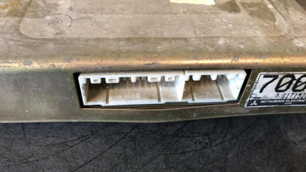 1994-1996 Galant TCM transmission computer MD757009.