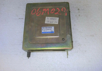 1994 Mitsubishi Galant ecm ecu computer MD304089.